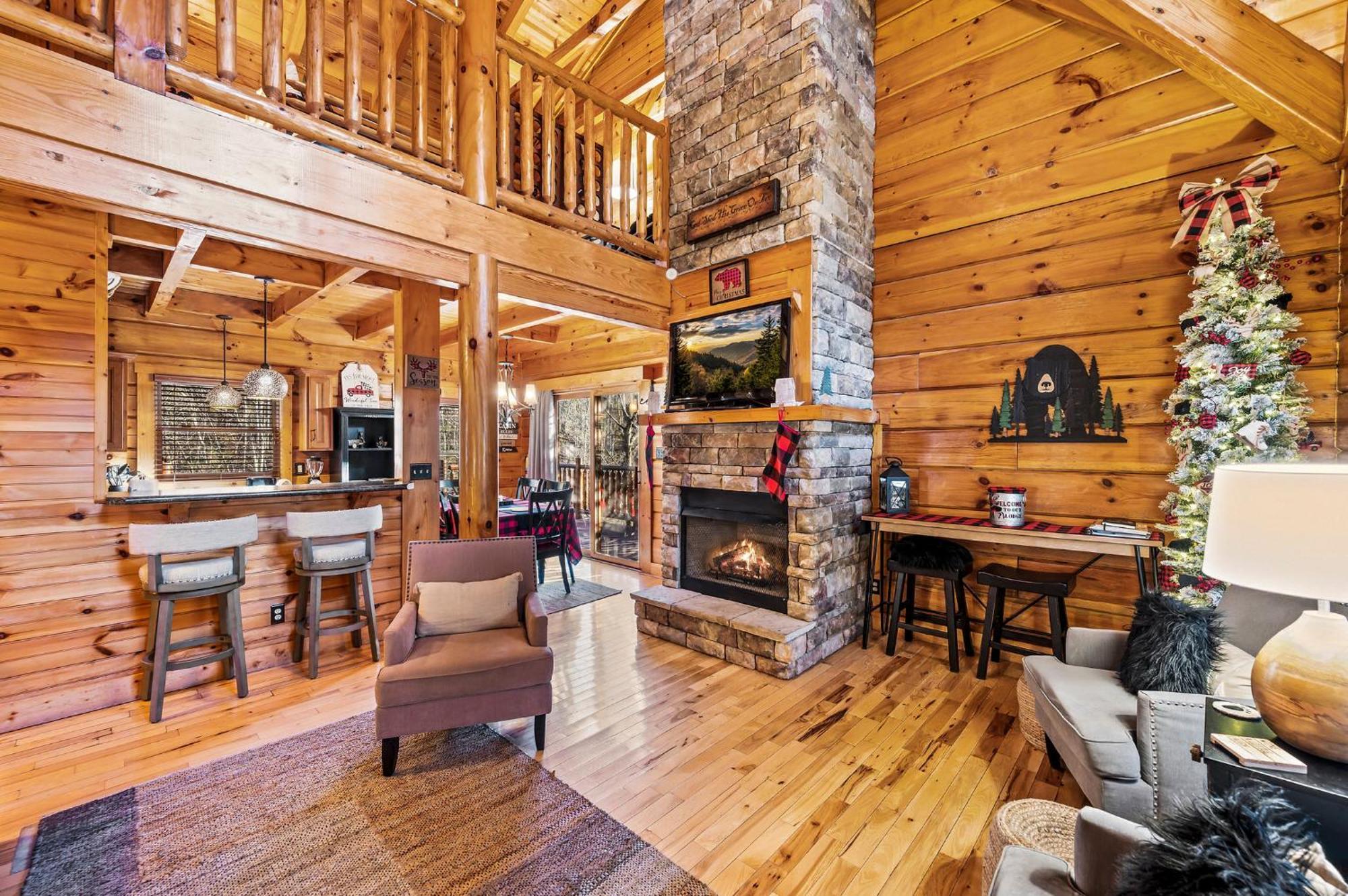 Mountain Laurel Holiday Home Гатлинбург Экстерьер фото