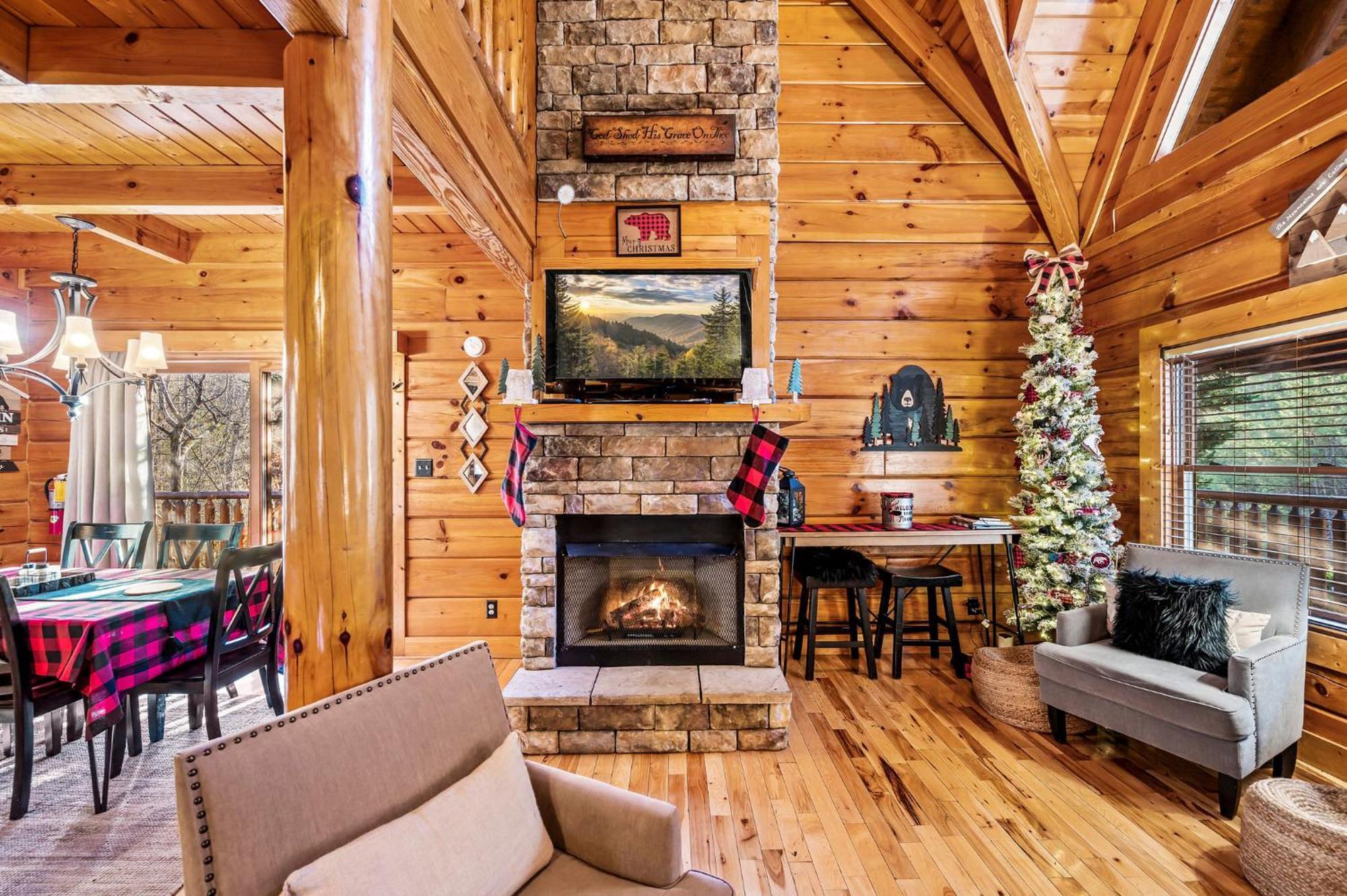 Mountain Laurel Holiday Home Гатлинбург Экстерьер фото