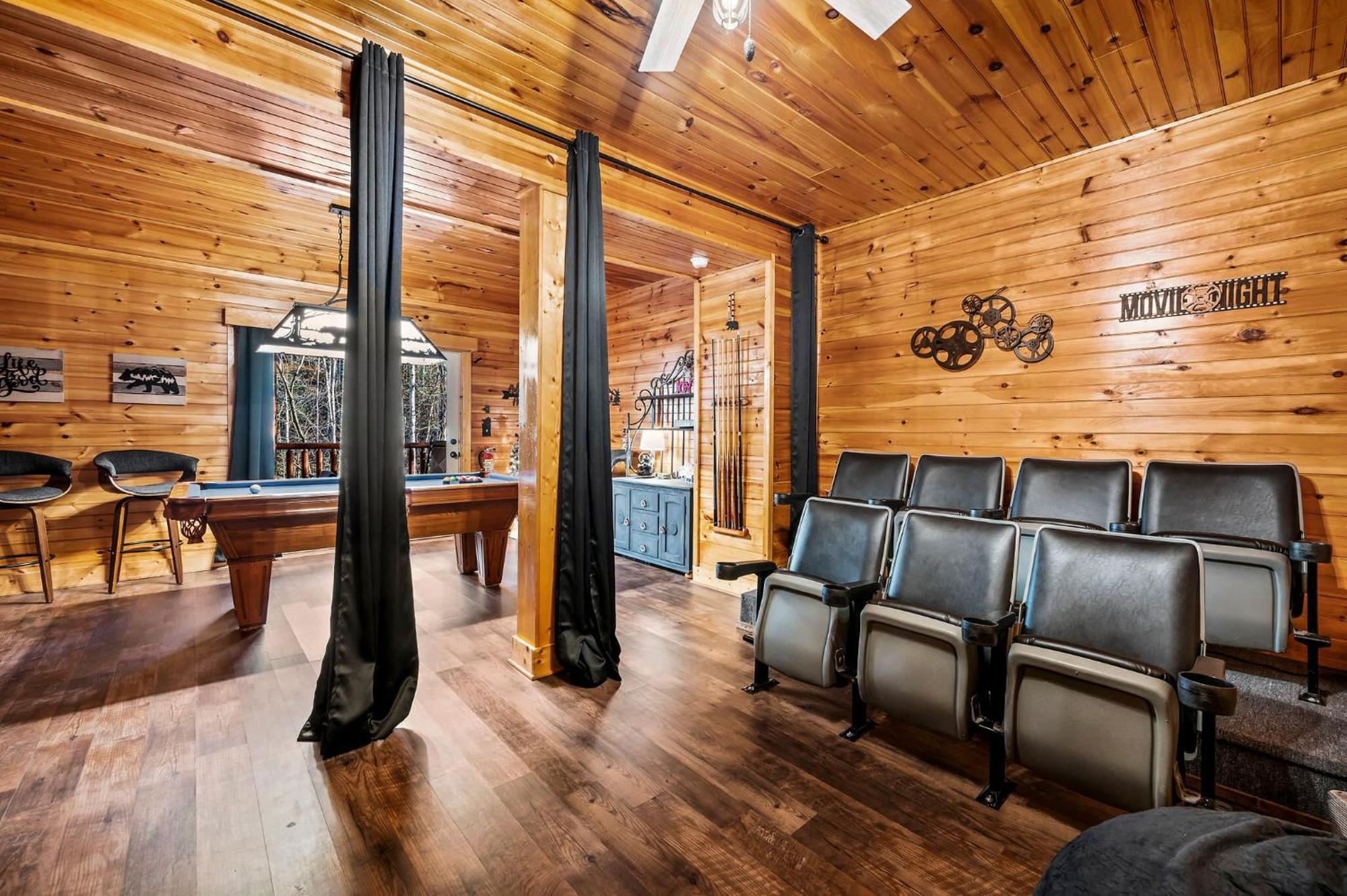 Mountain Laurel Holiday Home Гатлинбург Экстерьер фото